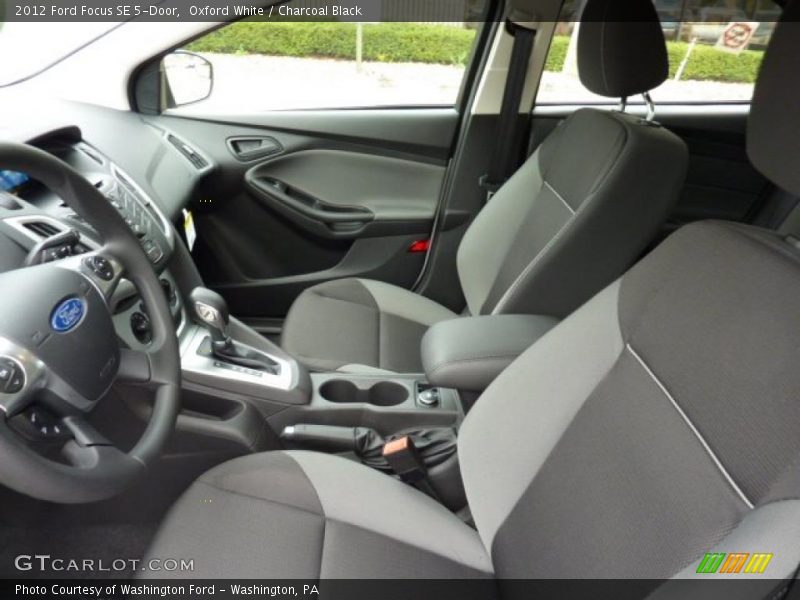  2012 Focus SE 5-Door Charcoal Black Interior