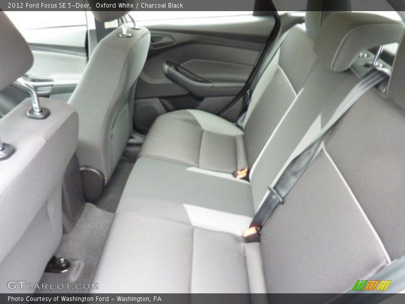  2012 Focus SE 5-Door Charcoal Black Interior