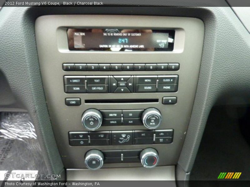 Controls of 2012 Mustang V6 Coupe