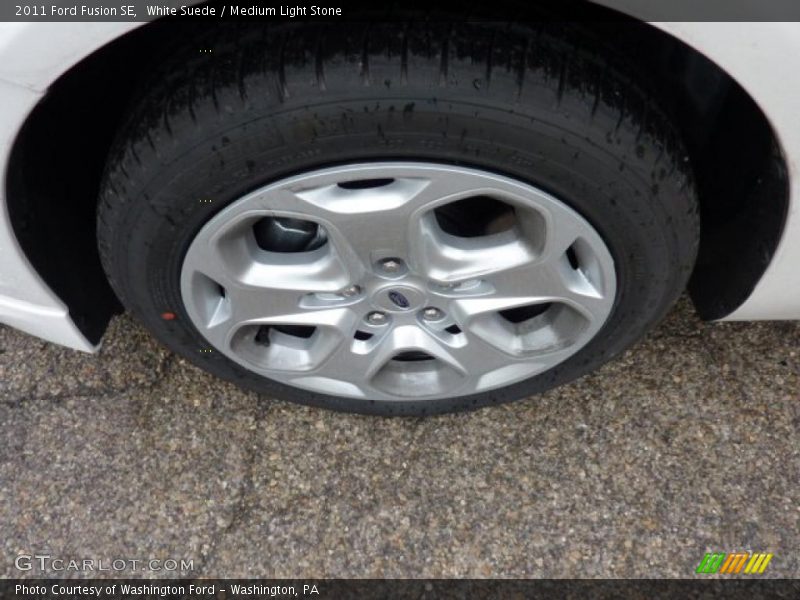 White Suede / Medium Light Stone 2011 Ford Fusion SE