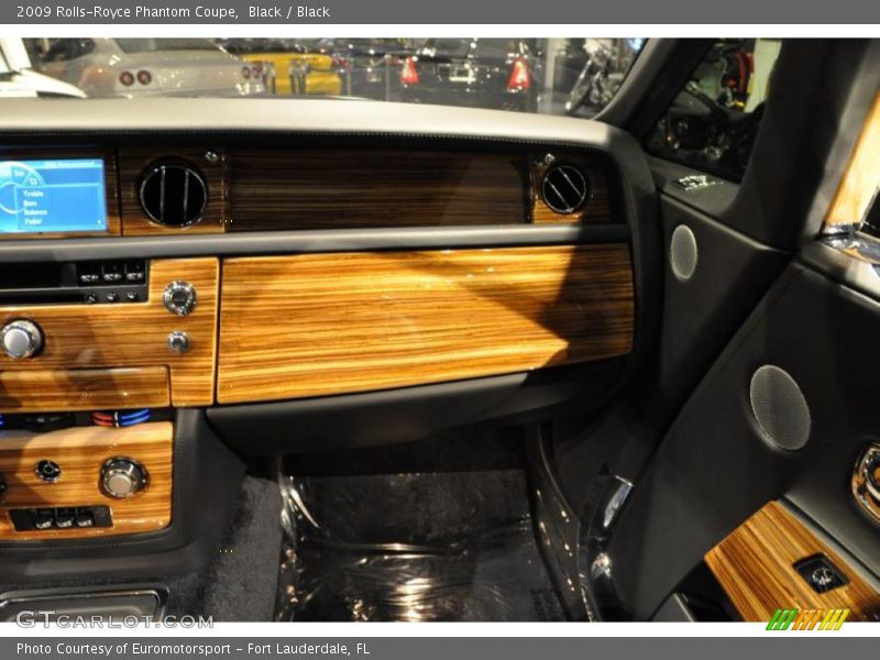 Black / Black 2009 Rolls-Royce Phantom Coupe