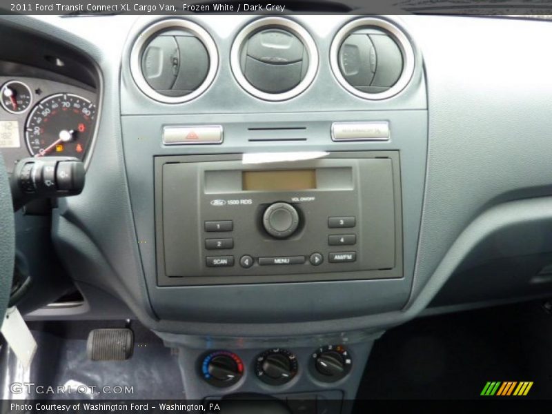 Controls of 2011 Transit Connect XL Cargo Van