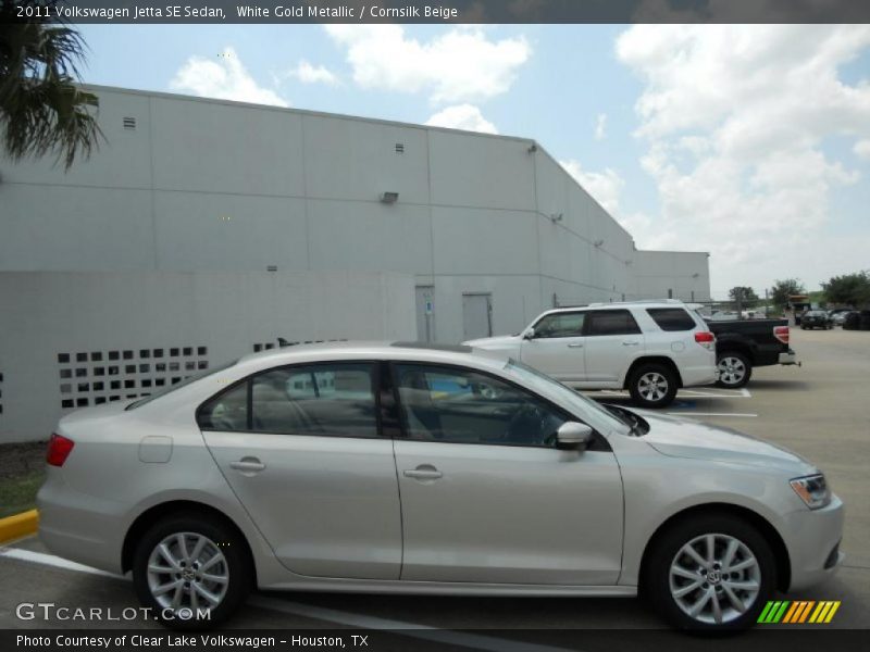 White Gold Metallic / Cornsilk Beige 2011 Volkswagen Jetta SE Sedan