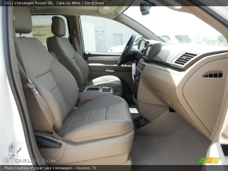 Calla Lily White / Sierra Stone 2011 Volkswagen Routan SEL