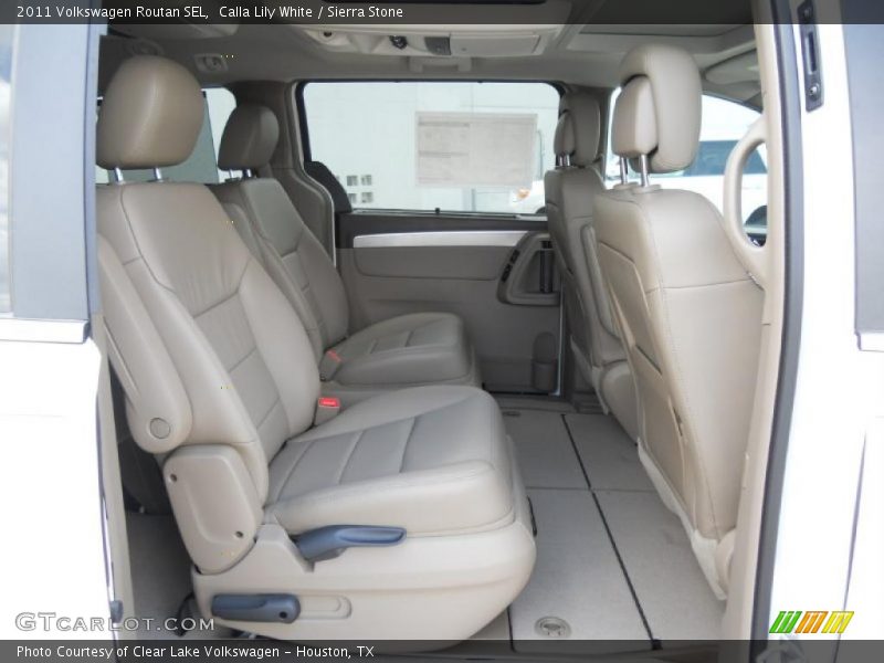 Calla Lily White / Sierra Stone 2011 Volkswagen Routan SEL