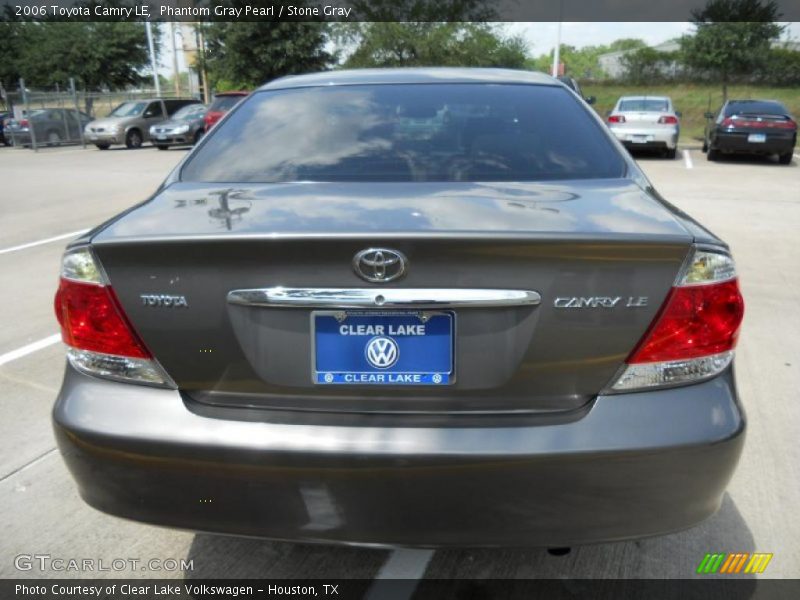 Phantom Gray Pearl / Stone Gray 2006 Toyota Camry LE