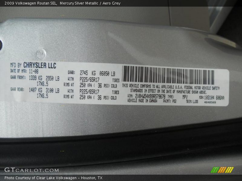 Mercury Sliver Metallic / Aero Grey 2009 Volkswagen Routan SEL