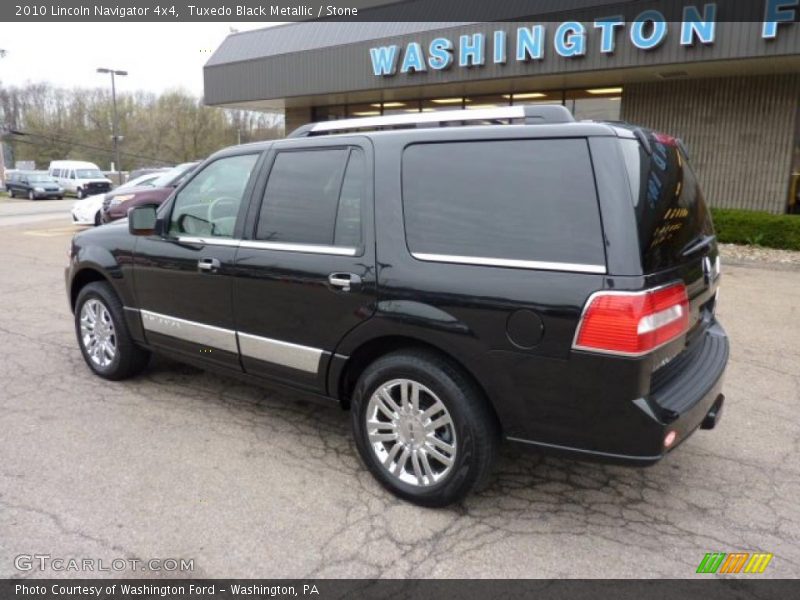 Tuxedo Black Metallic / Stone 2010 Lincoln Navigator 4x4