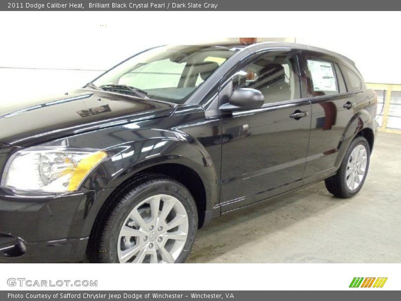 Brilliant Black Crystal Pearl / Dark Slate Gray 2011 Dodge Caliber Heat
