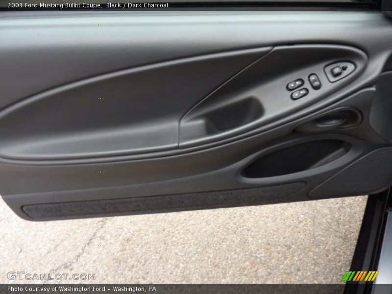 Door Panel of 2001 Mustang Bullitt Coupe