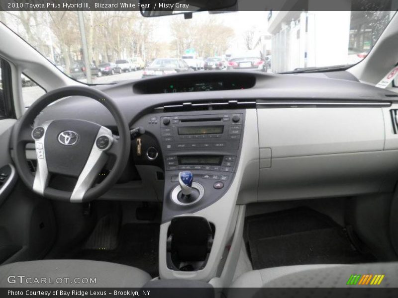 Blizzard White Pearl / Misty Gray 2010 Toyota Prius Hybrid III