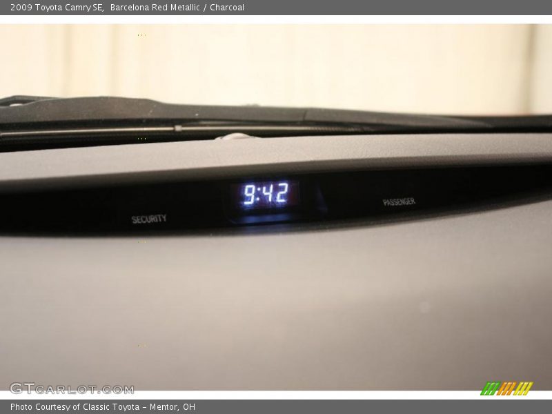 Barcelona Red Metallic / Charcoal 2009 Toyota Camry SE