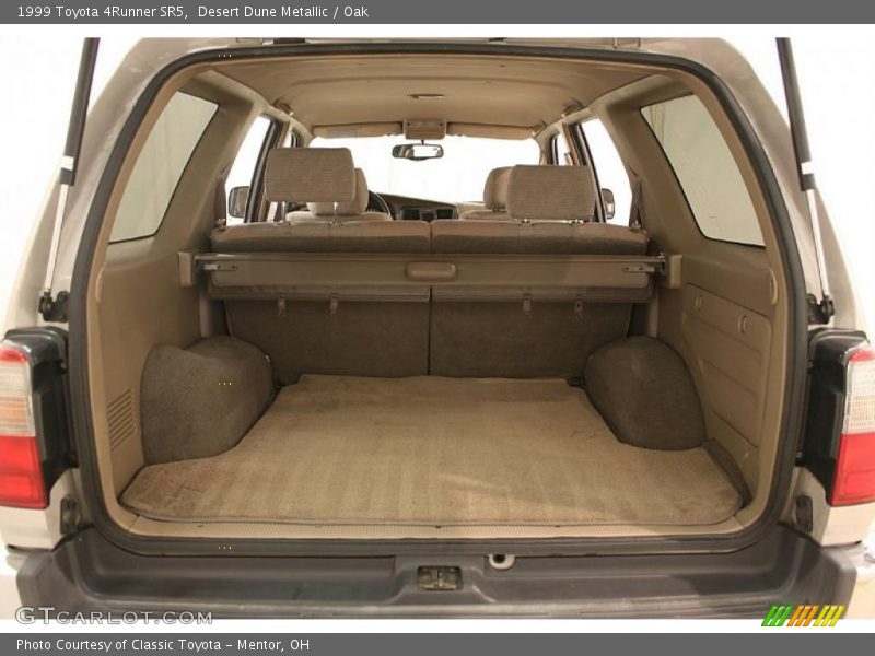 Desert Dune Metallic / Oak 1999 Toyota 4Runner SR5