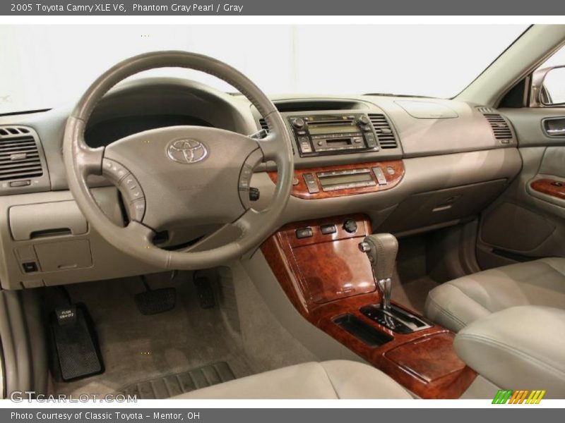 Phantom Gray Pearl / Gray 2005 Toyota Camry XLE V6