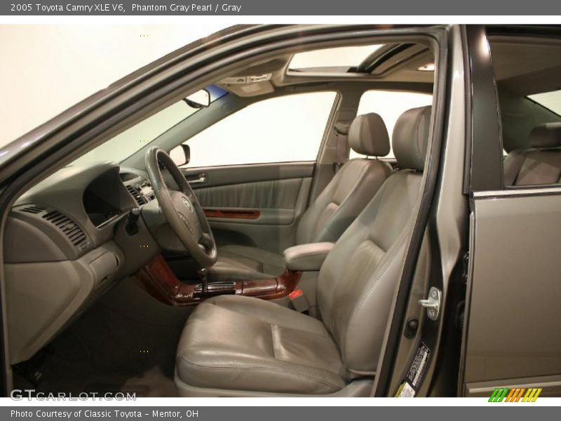 Phantom Gray Pearl / Gray 2005 Toyota Camry XLE V6