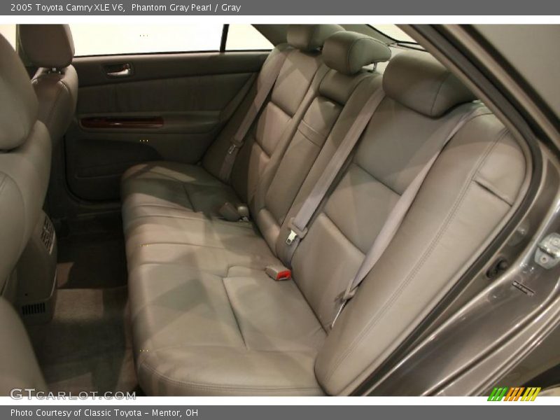 Phantom Gray Pearl / Gray 2005 Toyota Camry XLE V6