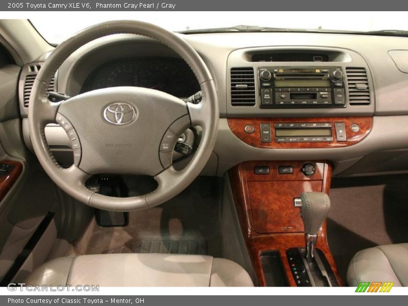 Phantom Gray Pearl / Gray 2005 Toyota Camry XLE V6