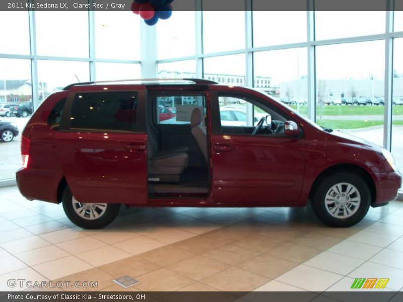 Claret Red / Gray 2011 Kia Sedona LX
