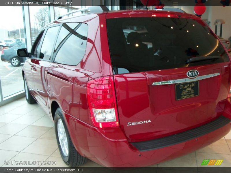 Claret Red / Gray 2011 Kia Sedona LX