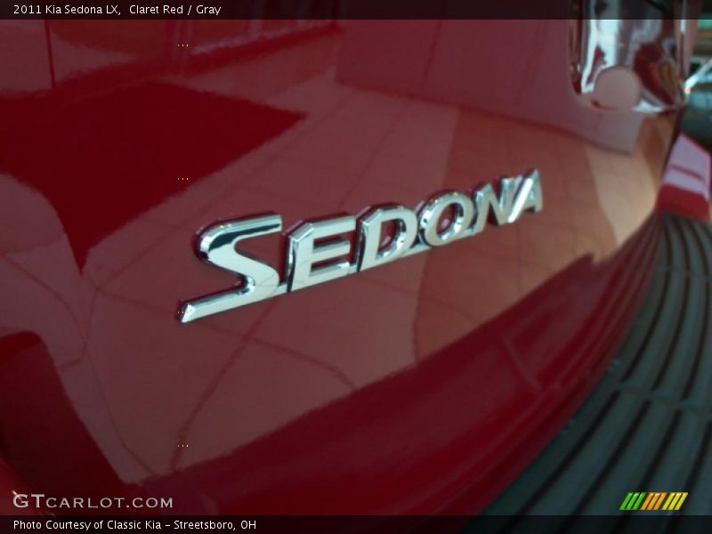 Claret Red / Gray 2011 Kia Sedona LX