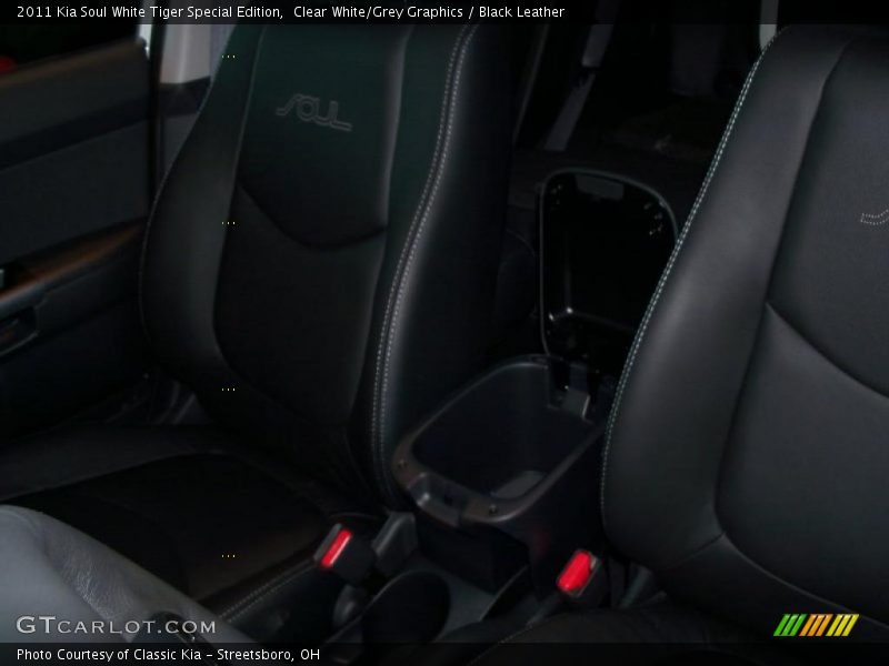 Clear White/Grey Graphics / Black Leather 2011 Kia Soul White Tiger Special Edition