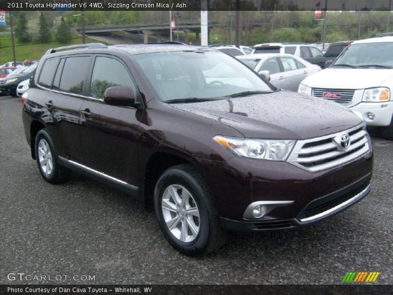 Front 3/4 View of 2011 Highlander V6 4WD