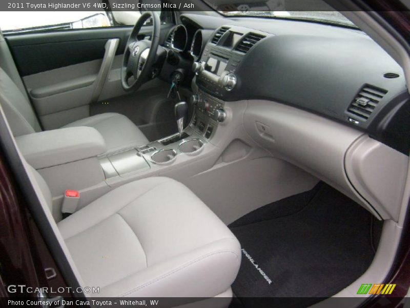  2011 Highlander V6 4WD Ash Interior