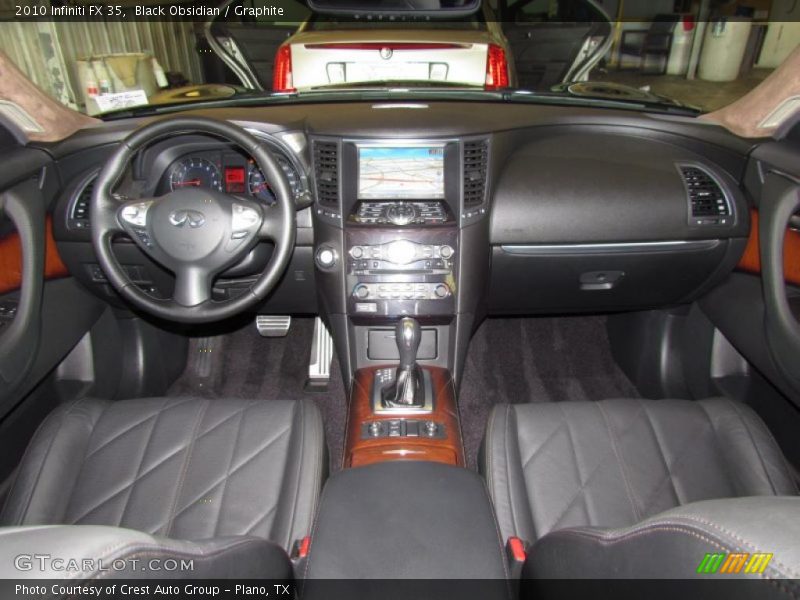 Dashboard of 2010 FX 35