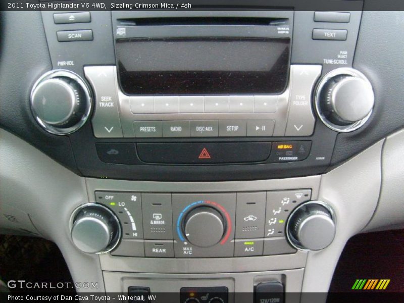 Controls of 2011 Highlander V6 4WD