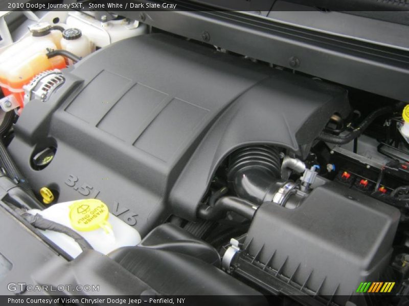 Stone White / Dark Slate Gray 2010 Dodge Journey SXT
