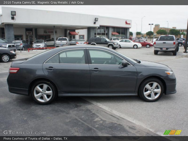 Magnetic Gray Metallic / Ash Gray 2010 Toyota Camry SE