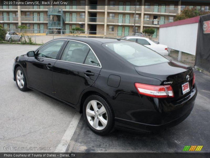 Black / Ash Gray 2010 Toyota Camry SE