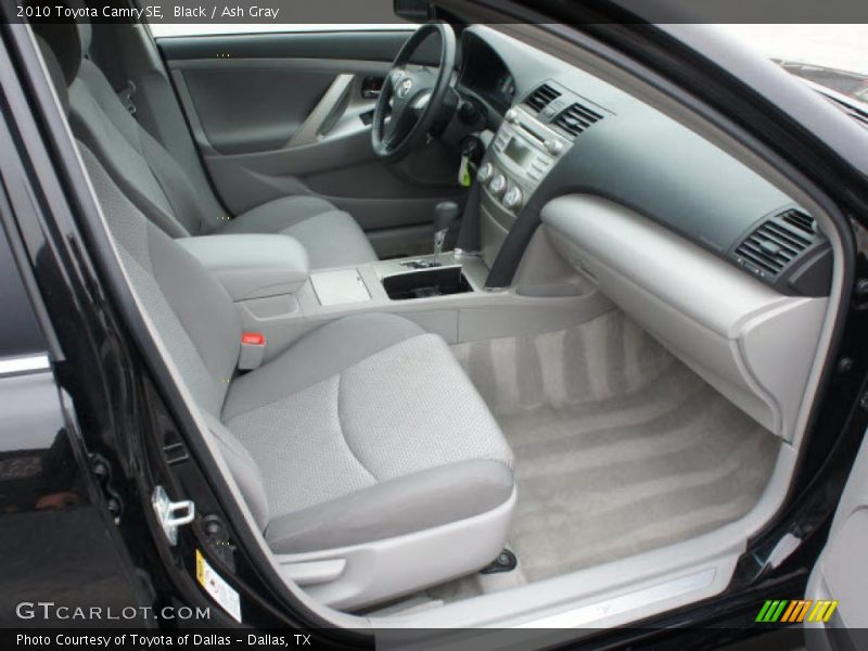 Black / Ash Gray 2010 Toyota Camry SE