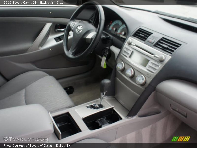 Black / Ash Gray 2010 Toyota Camry SE