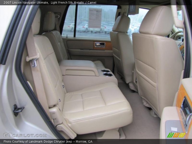  2007 Navigator Ultimate Camel Interior