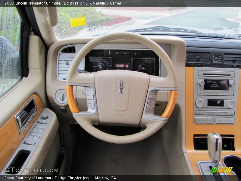  2007 Navigator Ultimate Camel Interior