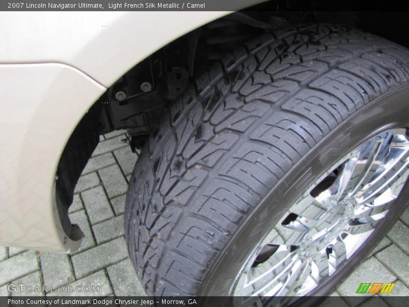 Light French Silk Metallic / Camel 2007 Lincoln Navigator Ultimate