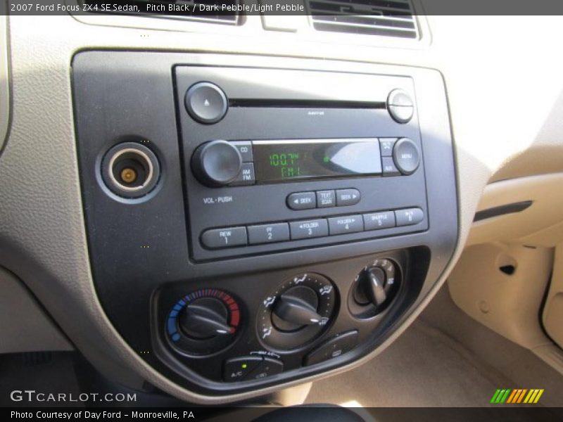 Pitch Black / Dark Pebble/Light Pebble 2007 Ford Focus ZX4 SE Sedan