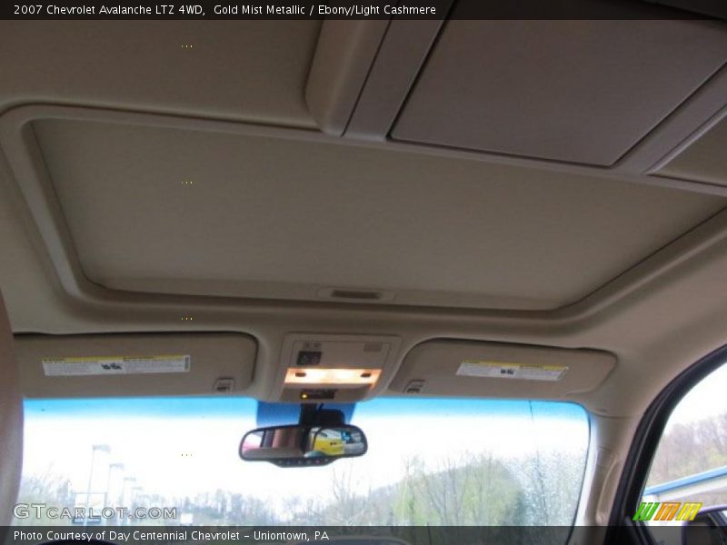 Gold Mist Metallic / Ebony/Light Cashmere 2007 Chevrolet Avalanche LTZ 4WD