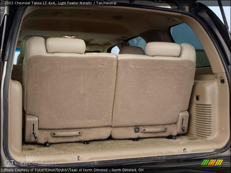Light Pewter Metallic / Tan/Neutral 2003 Chevrolet Tahoe LT 4x4