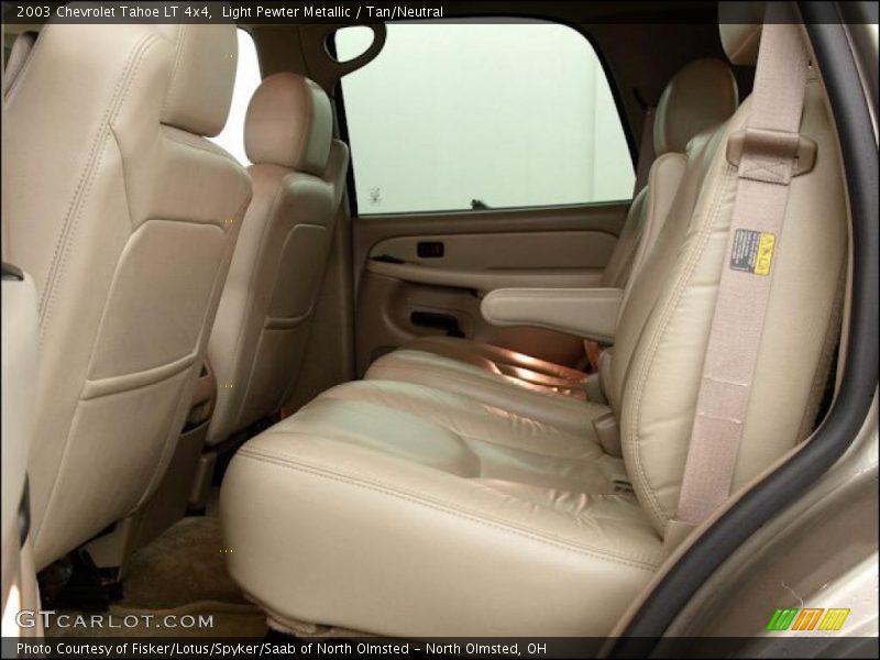 Light Pewter Metallic / Tan/Neutral 2003 Chevrolet Tahoe LT 4x4