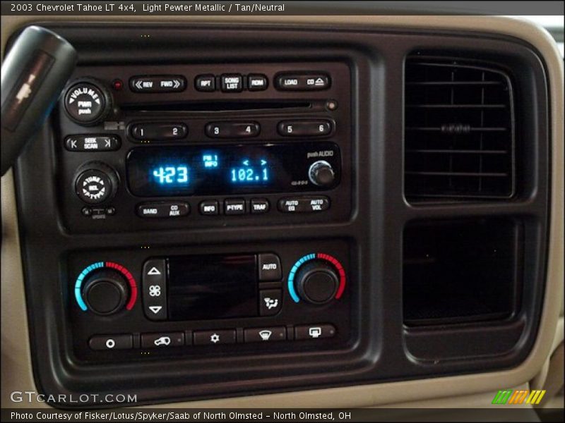 Light Pewter Metallic / Tan/Neutral 2003 Chevrolet Tahoe LT 4x4