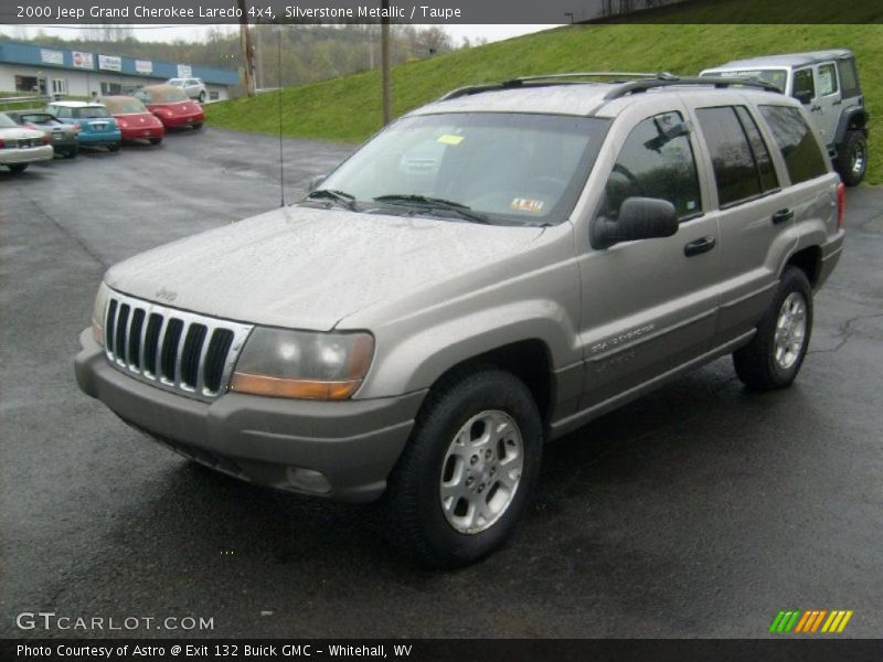 Silverstone Metallic / Taupe 2000 Jeep Grand Cherokee Laredo 4x4