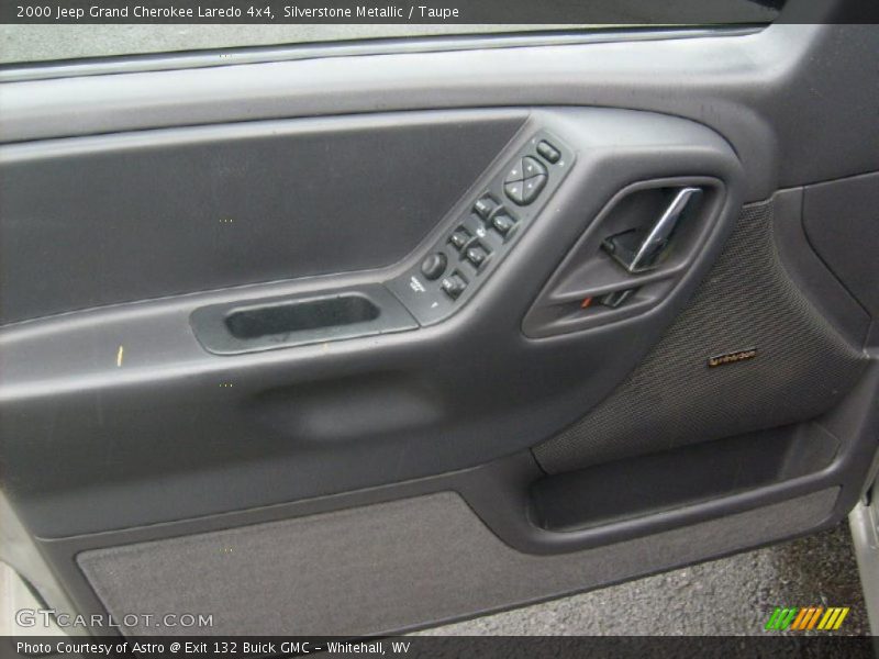 Silverstone Metallic / Taupe 2000 Jeep Grand Cherokee Laredo 4x4