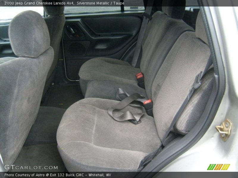 Silverstone Metallic / Taupe 2000 Jeep Grand Cherokee Laredo 4x4
