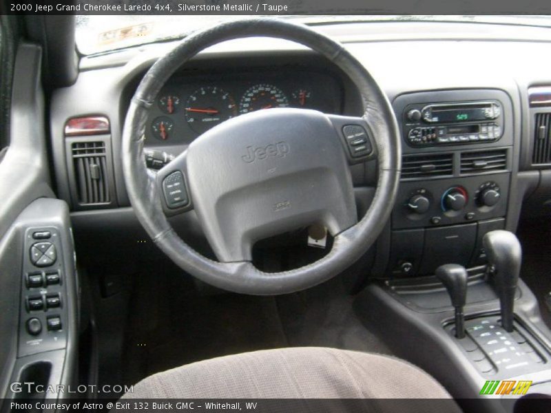 Silverstone Metallic / Taupe 2000 Jeep Grand Cherokee Laredo 4x4