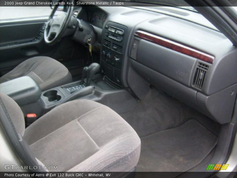 Silverstone Metallic / Taupe 2000 Jeep Grand Cherokee Laredo 4x4