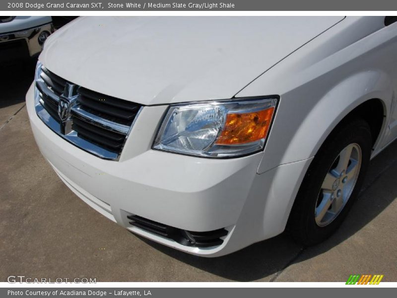 Stone White / Medium Slate Gray/Light Shale 2008 Dodge Grand Caravan SXT
