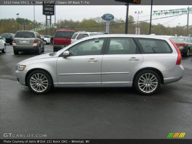 Silver Metallic / Dalaro Off Black T-Tec 2010 Volvo V50 2.4i