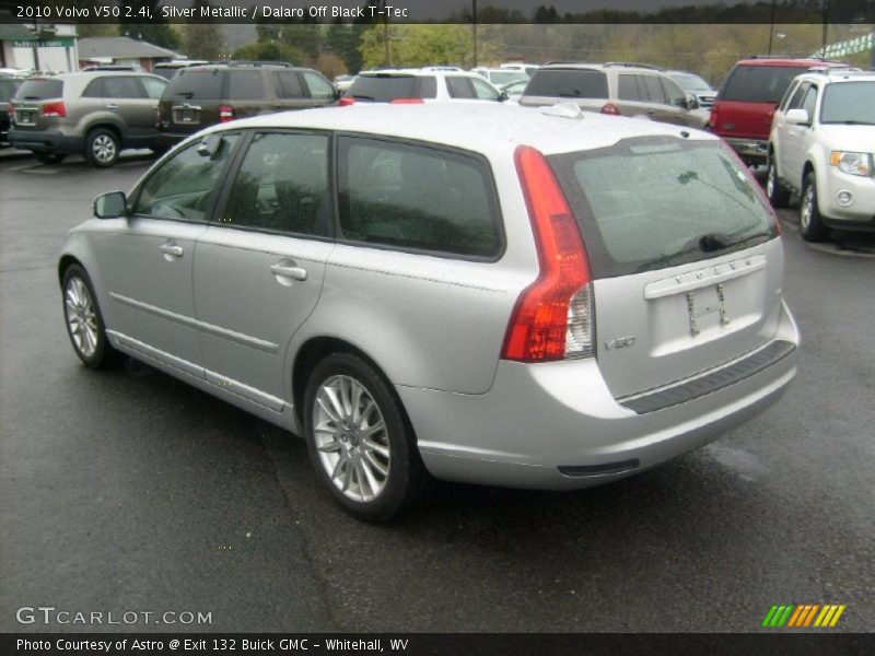Silver Metallic / Dalaro Off Black T-Tec 2010 Volvo V50 2.4i